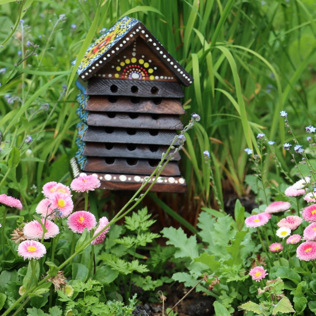 Balinese Artisan Bee Hotel sustainable gifts