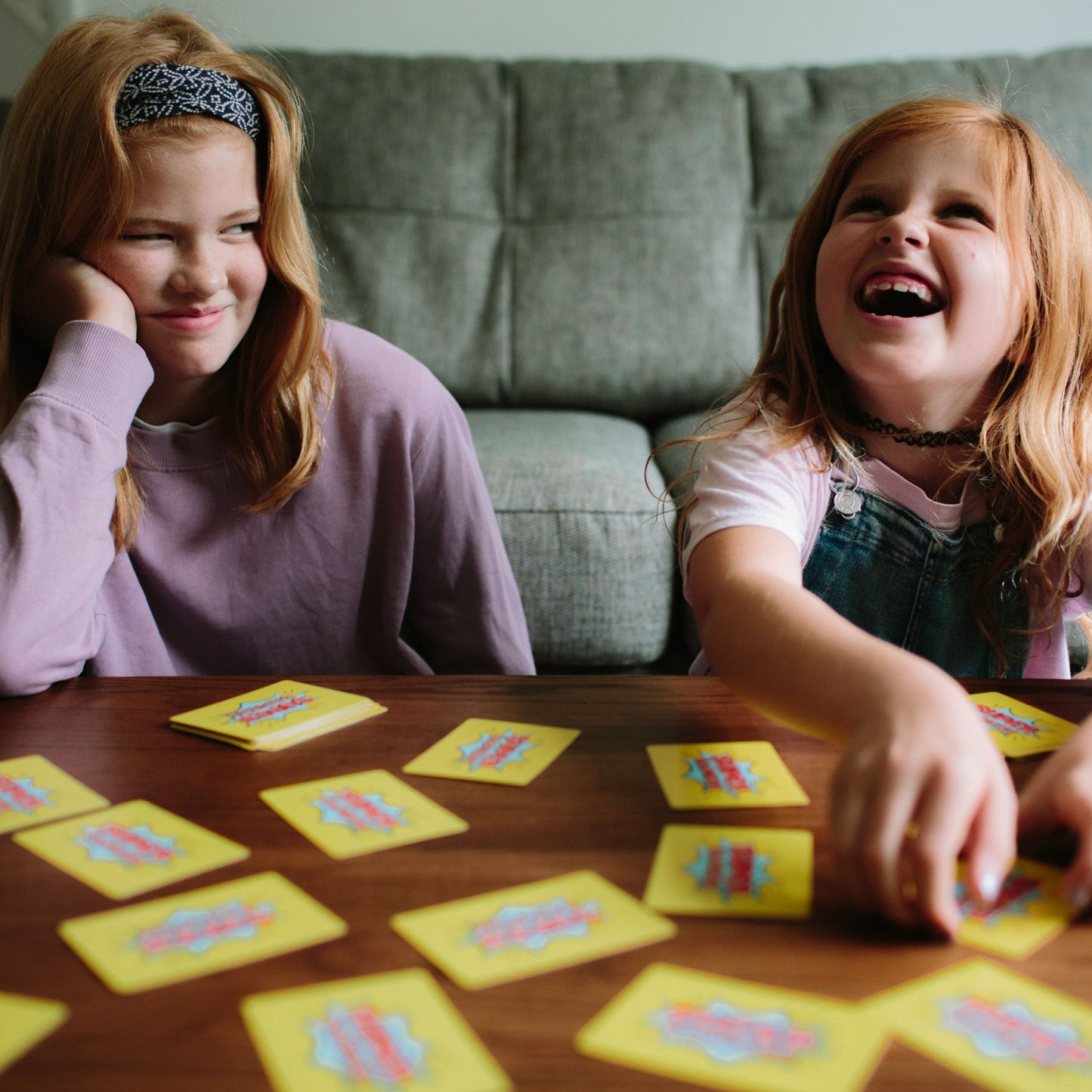 Super Sapiens girls - ethical card game